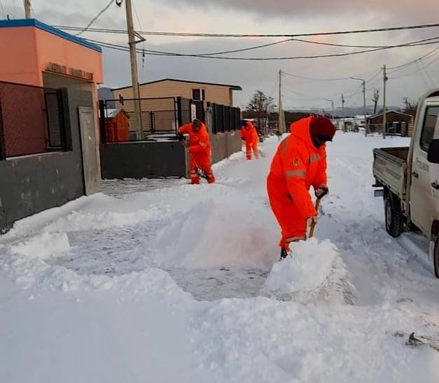 Operativo Invierno en Tolhuin: trabajo intensivo durante el Fin de Semana