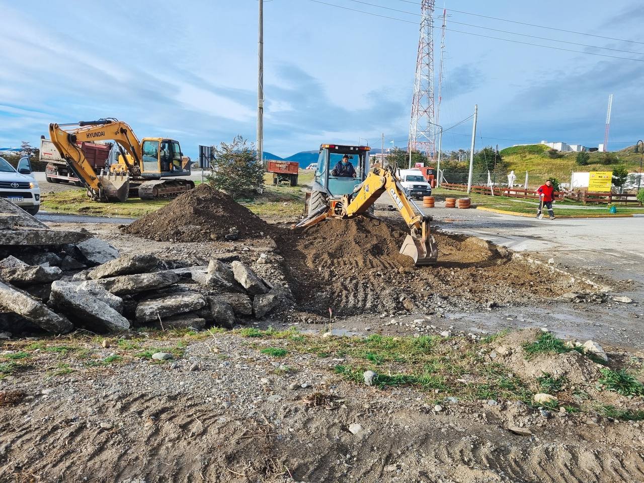 Comienzan los trabajos de pavimentación en el acceso principal de Tolhuin